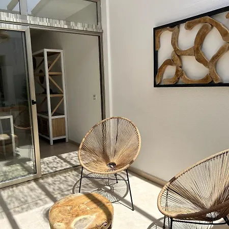 Dinateli, Salinas Golf *