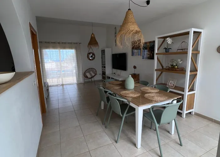 Dinateli, Salinas Golf * קלטה דה פוסטה