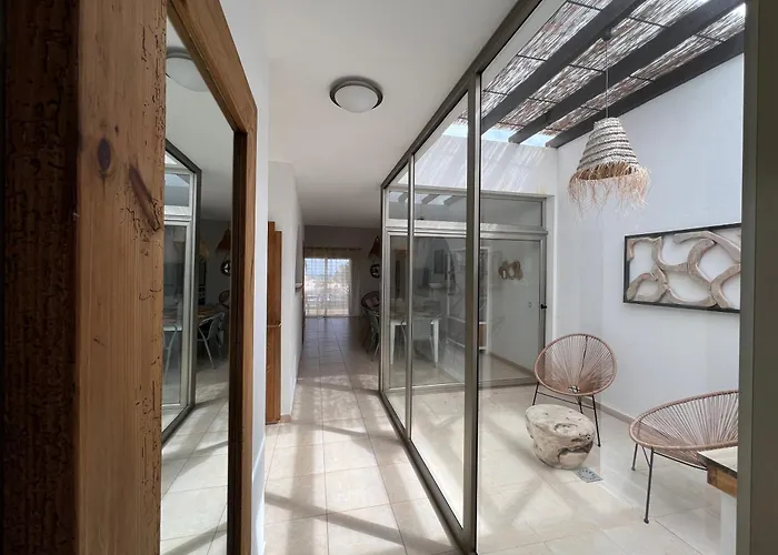 Dinateli, Salinas Golf וילה